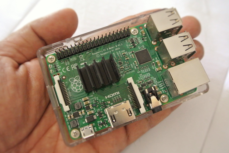 equipment, repairing, holding, green color, computer equipment, linux, human hand, electronics industry, credit-card sized computer, industry, close-up