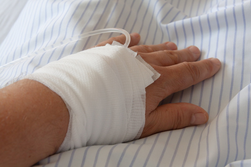 bandage, person, recovery, 4K, dextrose, hose, protection, body part, physical injury, people, relaxation, hospital, bedroom, adult, medical supplies