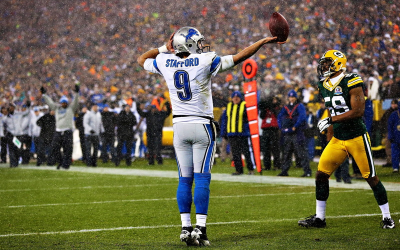 stadium, full length, american football - ball, people, Detroit Lions, outdoors, american football player, NFL, sports helmet, sportsman, helmet, human arm