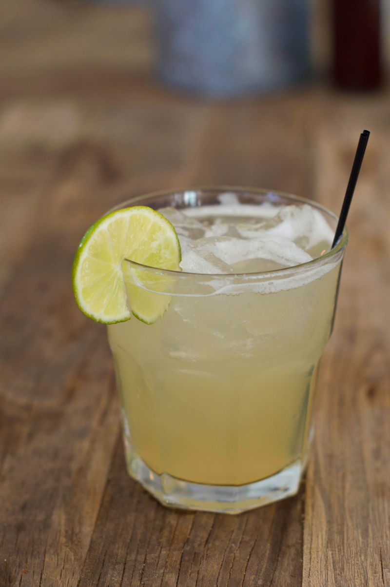 household equipment, united states, drink, refreshment, margarita, glass, drinking glass, trejos cantina pasadena, citrus fruit, lemon, close-up, pasadena