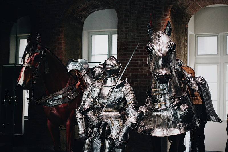 2K, wear, black color, warriors, nature, human representation, sword, shield, men, steel, architecture, armor, day, built structure, indoors, representation