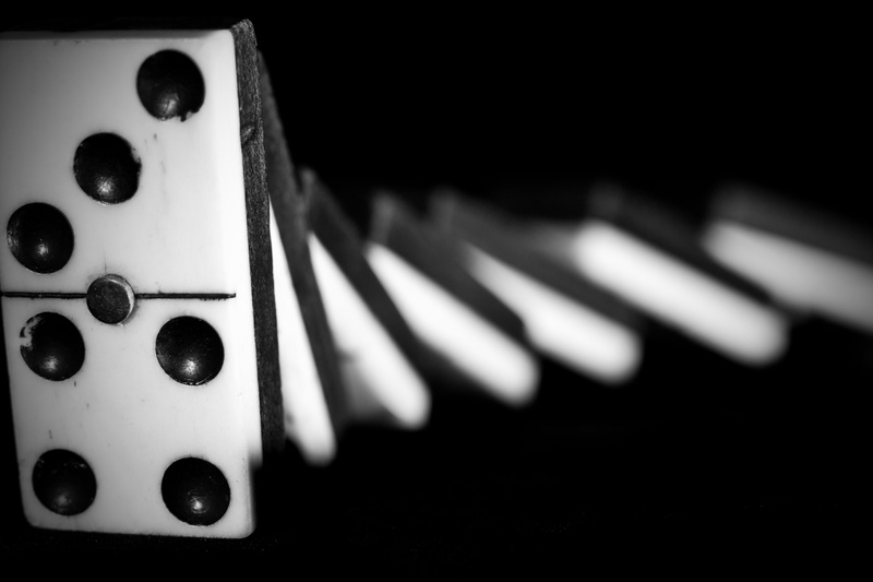 Dominoes, monochrome, photography, 5K