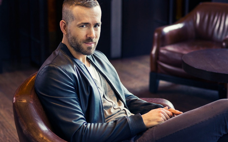 actor, 720P, waiting, beard, ryan, man, focus on foreground, casual Clothing, serious, men, comfortable, fashionable, style, indoors, real People, suit