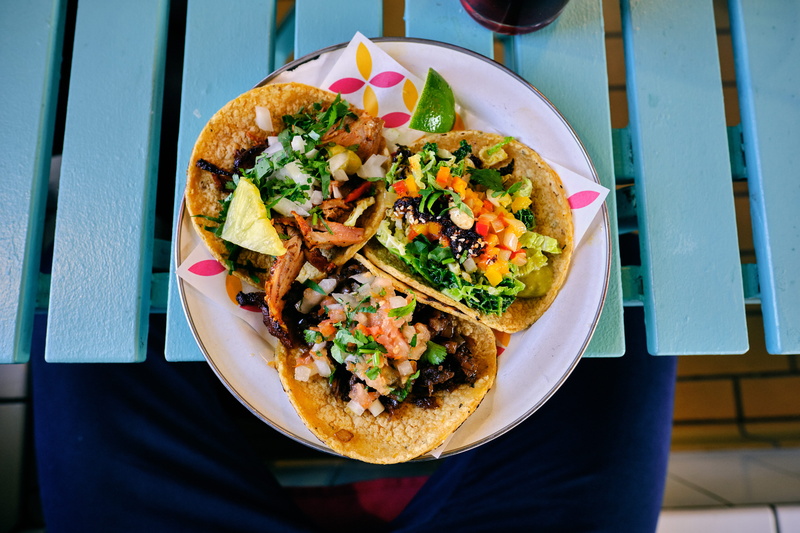 serving size, dinner, meat, colors, directly above, vegetable, meal, plate, garnish, food, table knife, supper, eating utensil, fresh, drink, tacos, table