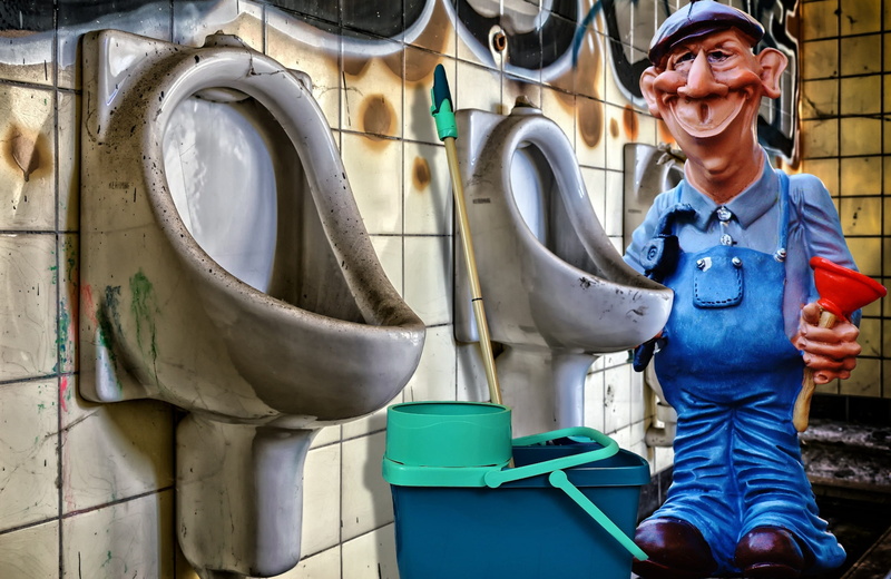 standing, sanitary, toilet, repair, plumber, disgust, industry, technology, holding, front view, one person, casual clothing, pee, 1080P, smiling, men