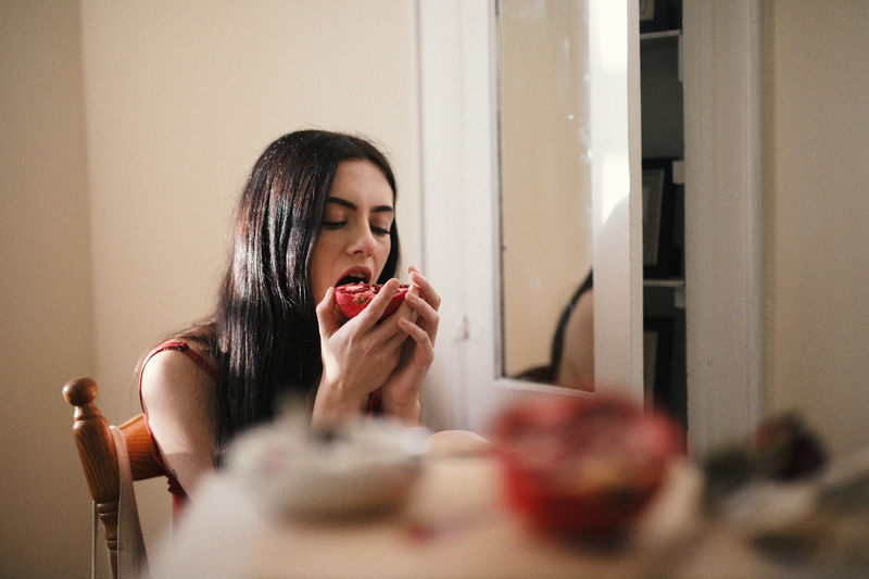 fruit, eating, brunette, closed eyes, open mouth, women, pomegranate, Jesse Herzog, 1080P