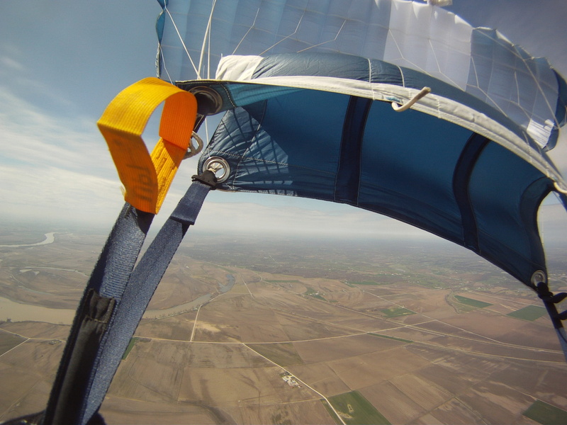 chute, outdoor, parachutist, adventure, helmet, action, flight, sport, built structure, risk, dive, fearless, nature, skill, no people, formation, architecture