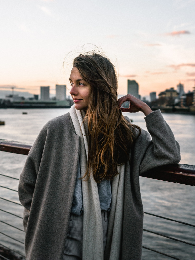 leisure activity, outfit, long hair, 4K, fashion, excuse me but love of my life stays, standing, female, handrail, looking away, women, architecture, beautiful woman