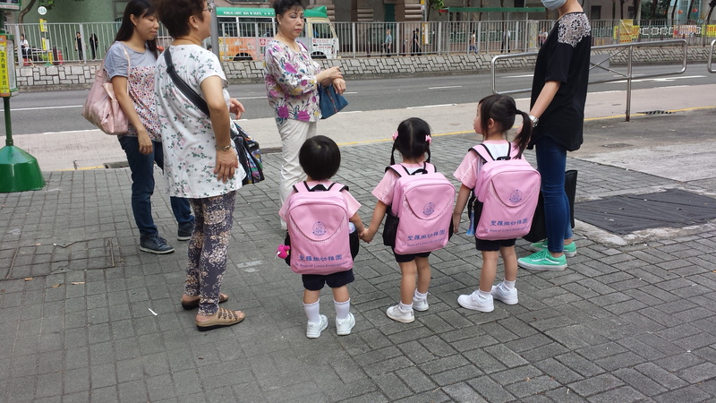 medium group of people, city, hong kong, child, group of people, day, outdoors, architecture, kindergarten, real people, women, casual clothing, 2K, street