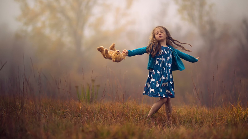 childhood, women, contemplation, one person, Jake Olson, plant, grass, child, 1080P, girls, closed eyes, dress, nature, children, females, hairstyle, innocence