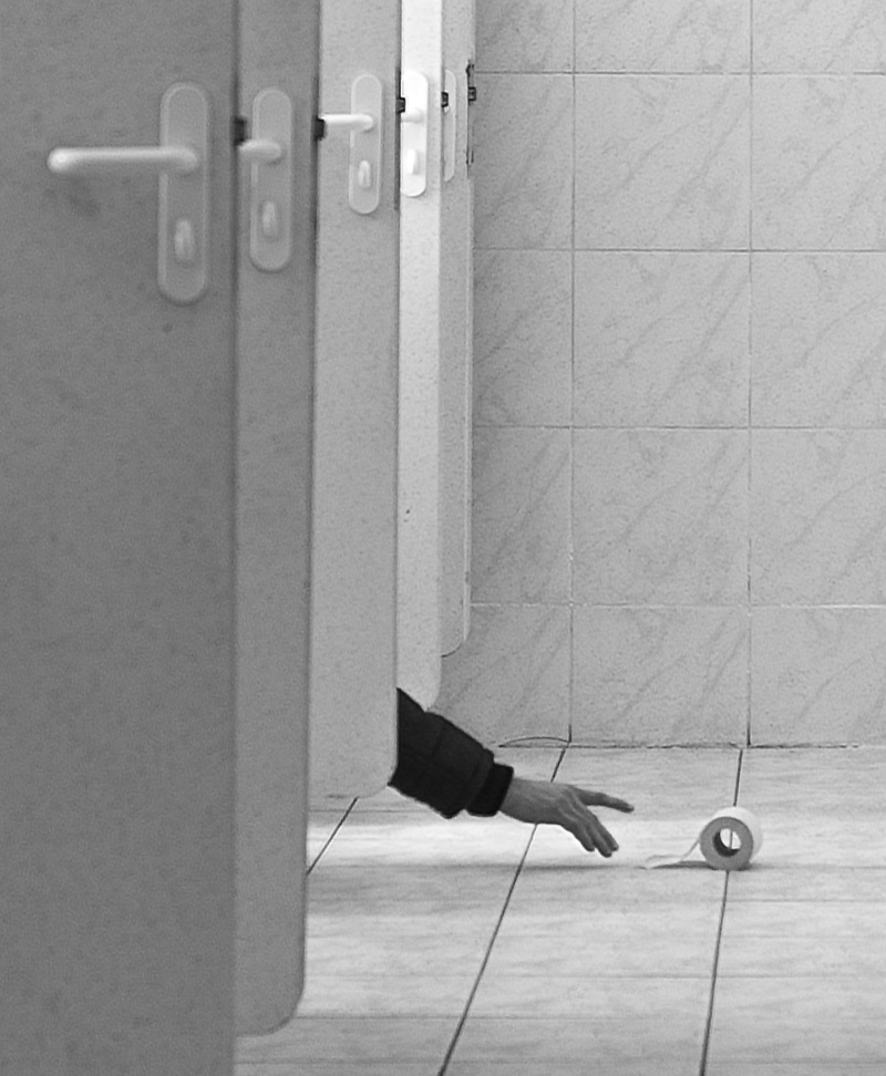 mishap, wc, unhappy, tragedy, calamity, hard luck, real people, problem, misadventure, casualty, mischance, fatality, bad luck, 2K, one person, shoe, unrecognizable person