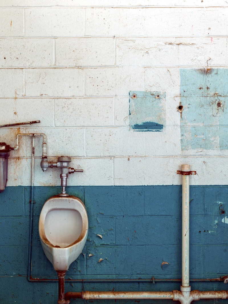 Toilet, public restroom, run-down, prison, pipe - tube, rusty, man toilet, carol m highsmith, Urinal, built structure, day, wall - building feature, old toilet