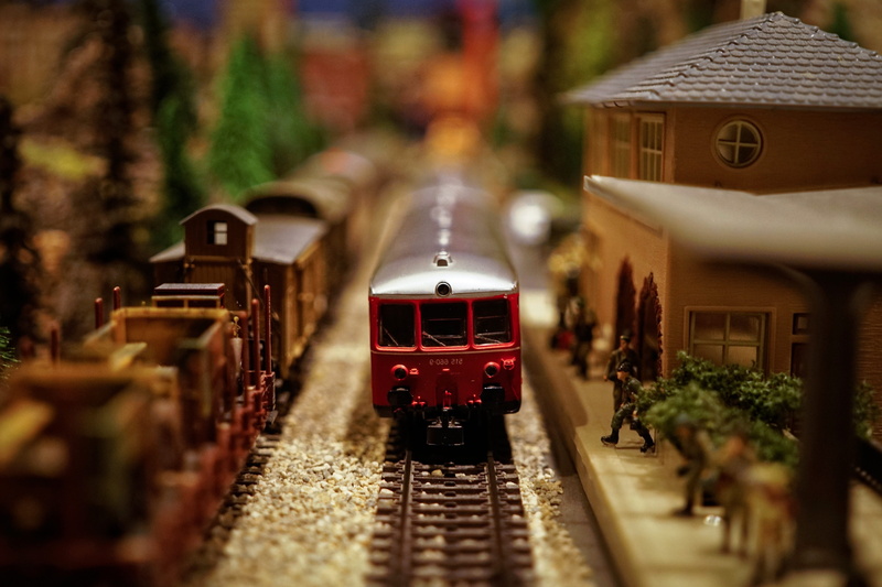 play, transport, 4K, hobby, small, plant, wheel, red, model railway, railroad track, motion, travel, public transportation, rail transportation, model train