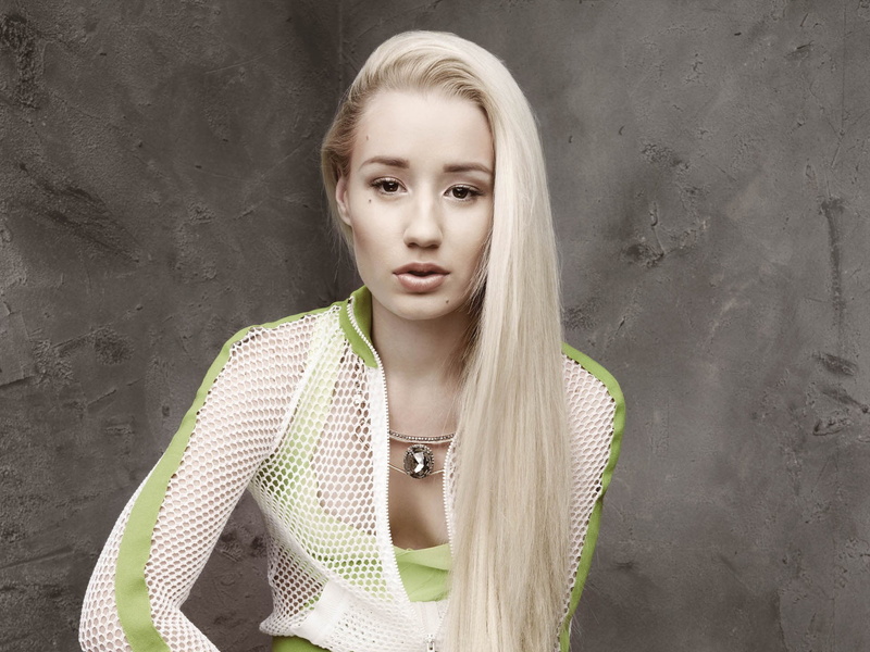 blond hair, women, casual clothing, young women, front view, rap , one person, shirt, lifestyles, fashion, long, swaggy, green, looking at camera, s, standing