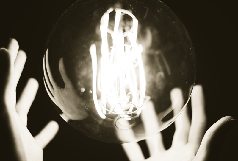 light pulp, light bulb, pulp, glass, finger, human hand, led bulb, led, light, lighting equipment, warmth, lamp, filament, indoors, holding, glowing, illuminated