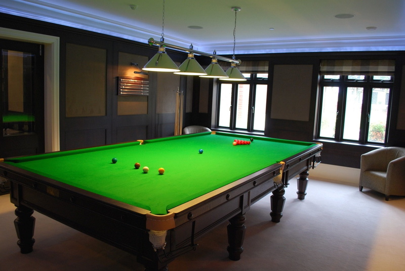 indoors, Ball, pool - cue sport, 1080P, leisure games, pool ball, snooker and pool, Game, Table, sport, absence, green color, pool cue, architecture, pool hall