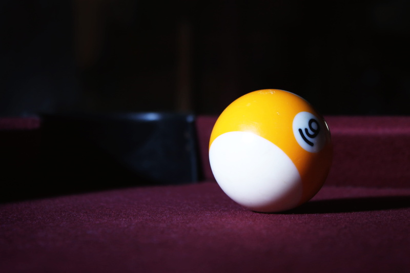 playing, relaxation, cue ball, indoors, ball, pool cue, competition, cue, billiard, 9 ball, 5K, sport, 8 ball, black background, fun, number, recreational pursuit