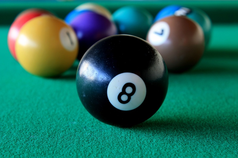 close-up, pool ball, sphere, competition, leisure activity, pool table, number, leisure games, no people, balls, pool cue, sport, photo, billiards, 4K