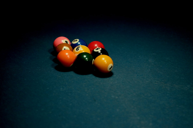 play snooker, large group of objects, snooker game, sports, 4K, recreational pursuit, ball, sphere, cue stick, sport, 8 ball, pool ball, balls, indonesia