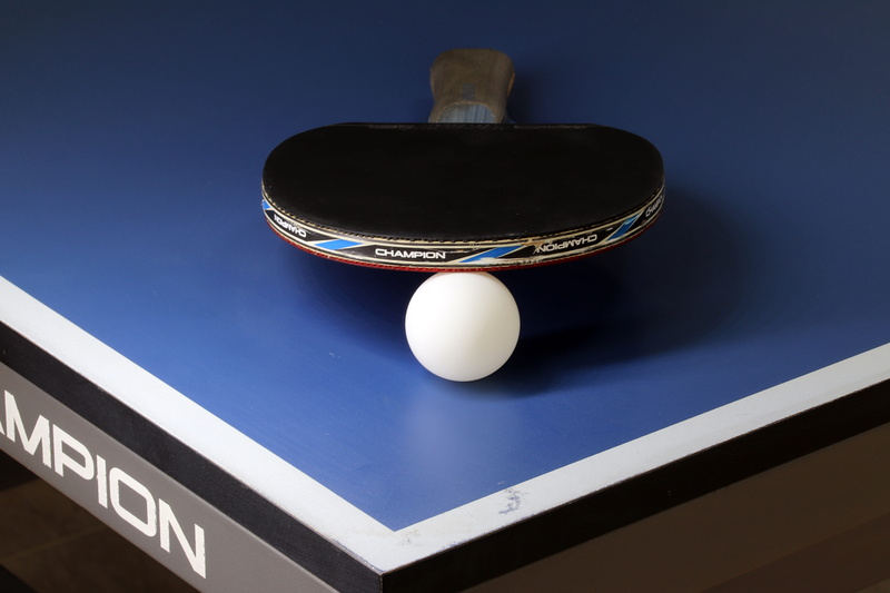 games, leisure, ping-pong ball, ping-pong paddles, sphere, geometric shape, ping pong, no people, competition, day, health, table, break, activities, colored background