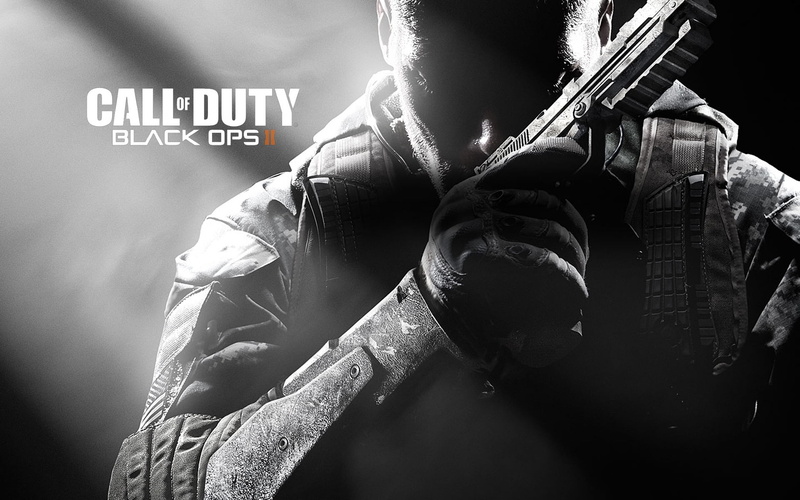 lifestyles, action, call, army, front view, human hand, black, ii, text, one Person, black ops 2, communication, shooter, military, clothing