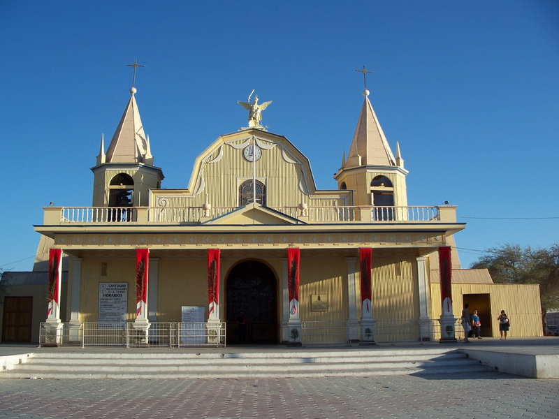 nature, chile, place of worship, built structure, church, pozo almonte, religion, facade, no people, the past, architecture, building, cross, spire, sky