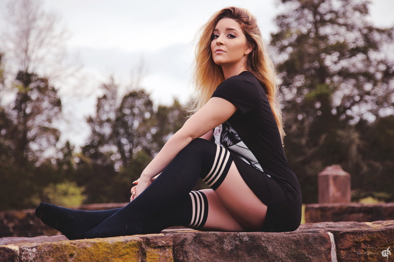 model, 1080P, women, knee-highs, blonde, socks, thigh-highs