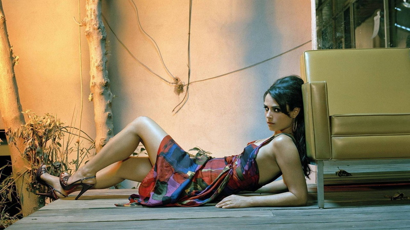 on the floor, high heels, women, 1080P, looking at viewer, legs, actress, Jordana Brewster, brunette, lying on back