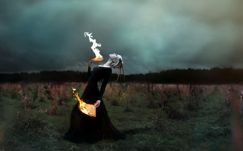 gothic, gown, emotion, occult, girls, dark, fan, art, manipulation, 720P, dress, situation, sky, model, females, women, fields, witch, mood, landscapes