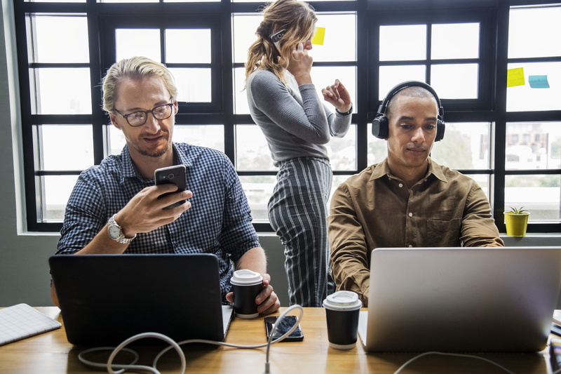 two, adult, meeting, teamwork, laptop, front, people, strategy, technology, coworker, colleagues, communication, network, table, new business, room, digital device