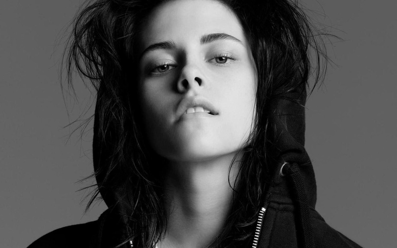 monochrome, studio shot, 1080P, actress, real people, body part, hair, human face, one person, Kristen Stewart, lifestyles, contemplation, headshot, teenager