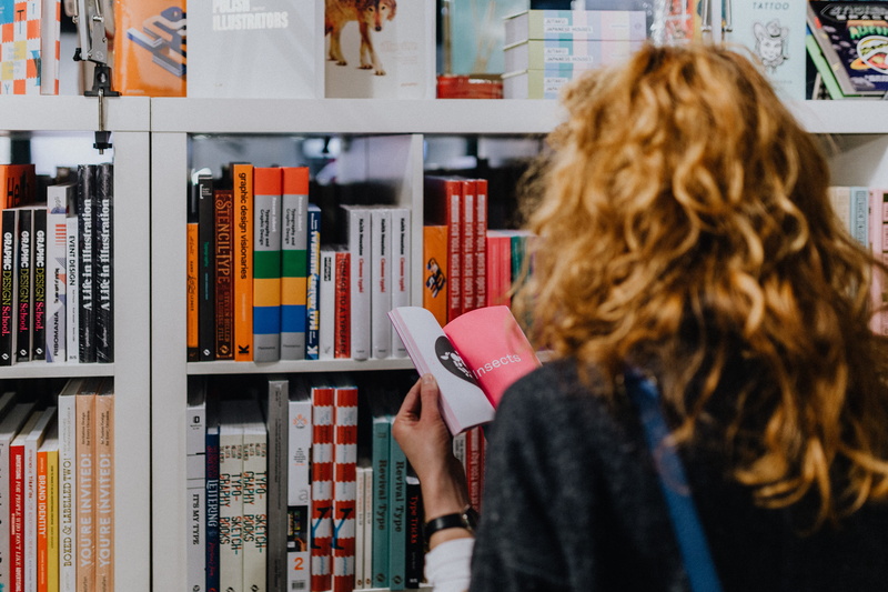 hairstyle, store, studying, women, book, retail, knowledge, publication, many, library, education, shelves, 5K, books, bookstore, shop, literature, bookshelf