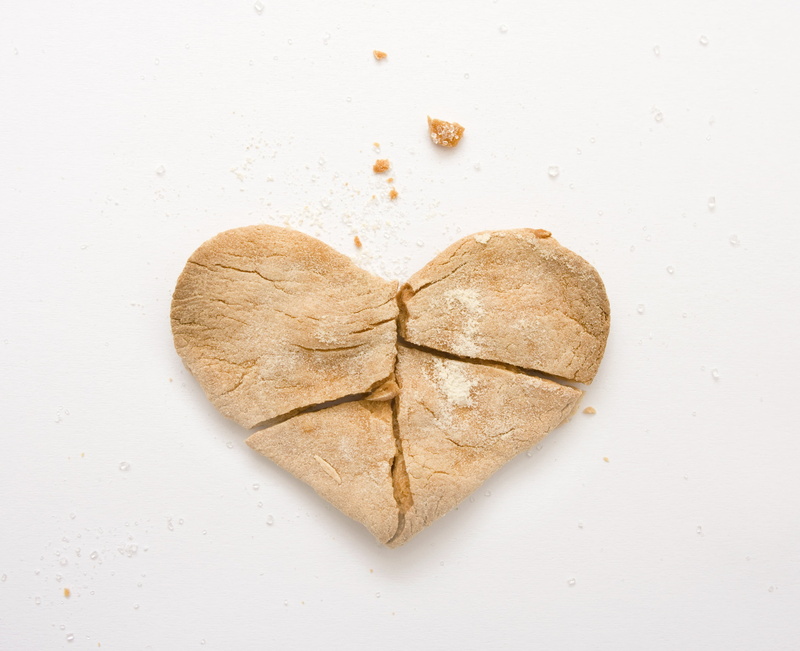 paper, food, valentine, high angle view, white background, food and drink, emotion, close-up, heartbroken, positive emotion, directly above, drama, feeling