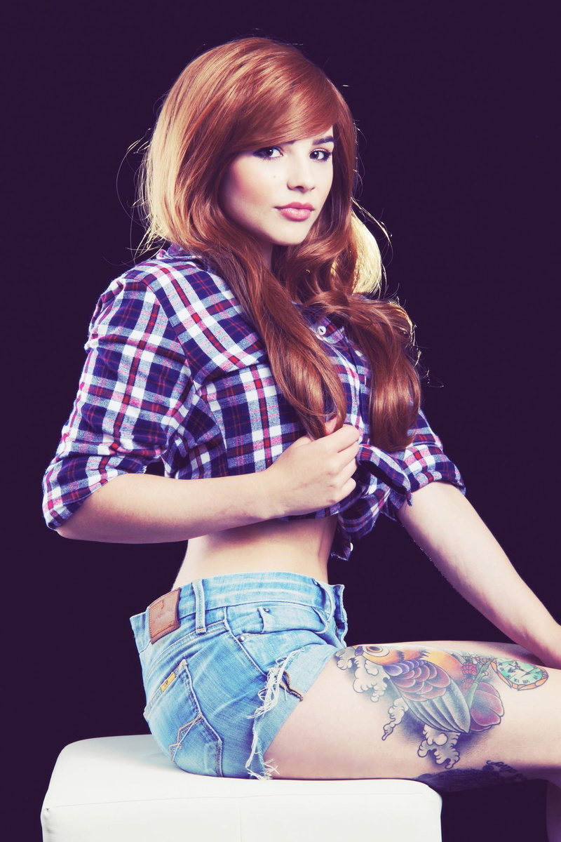 women, sleeved, shirt, hairstyle, 1080P, beautiful woman, redhead, young adult, studio shot, s, short, button, plaid, portrait, casual clothing, shorts