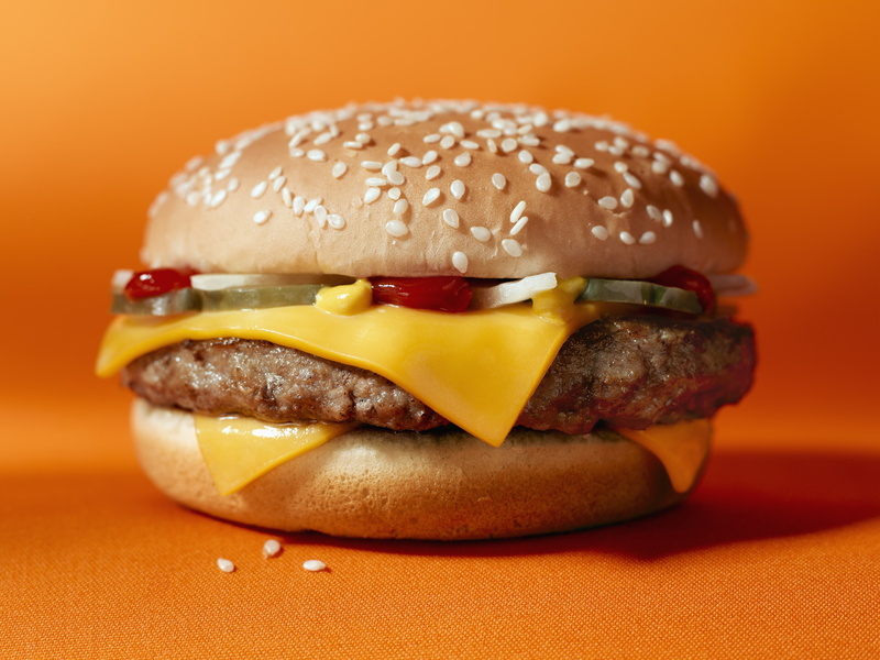 food and drink, tomato, ready-to-eat, sandwich, hamburger, dinner, unhealthy eating, burger, 2K, food, no people, bread, meat, meal, studio shot, fast food
