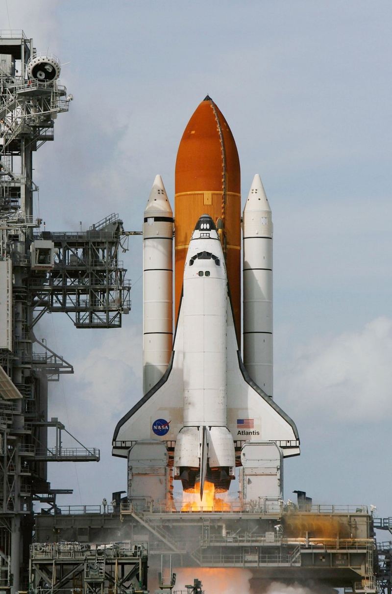 flames, transportation, exploration, metal, built structure, factory, spacecraft, flame, air vehicle, usa, space shuttle atlantis, day, outdoors, industry