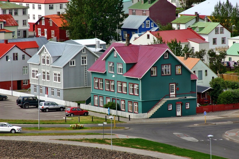 three, outside, reykjavik, house, car, residential district, outdoors, nature, built structure, community, building, building exterior, architecture, street