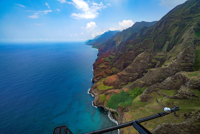 no people, summer, helicopter, hawaii, sea, coast, daytime, mountains, ocean, mountain, landscape, beauty in nature, sky, idyllic, day, promontory, tranquil scene