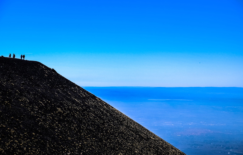 outdoors, land, sky, sea, day, nature, no people, non-urban scene, beauty in nature, horizon over water, 4K, clear sky, horizon, tranquil scene, water
