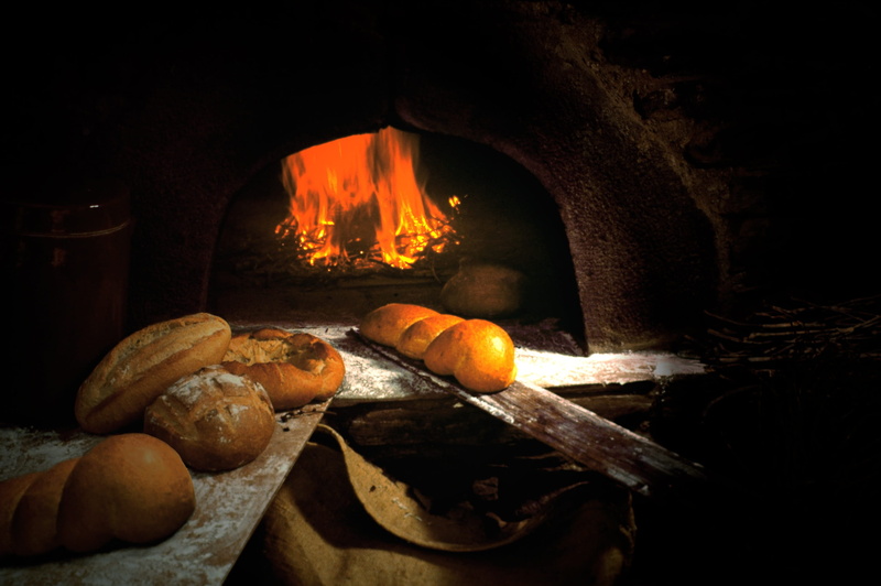 2K, wood burning stove, wood fire, preparing food, flame, appliance, Fire, Homemade, baking bread, food, food and drink, close-up, fire - natural phenomenon