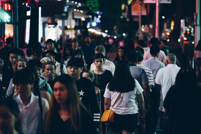 outdoors, orchard road, large group of people, group of people, crossing, somerset, built structure, lonely, casual clothing, nightlife, night, crowd, city life