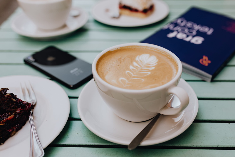 still life, eating, late, crockery, plate, saucer, cafe, refreshment, cake, coffee cup, cafeteria, temptation, drink, time, cup, hot drink, no people, cafe late