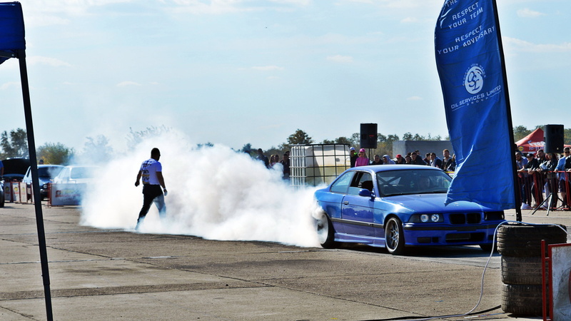sky, BMW, nature, smoke, lifestyles, building exterior, men, outdoors, car, mode of transportation, day, architecture, full length, street, Burnout,  Romania