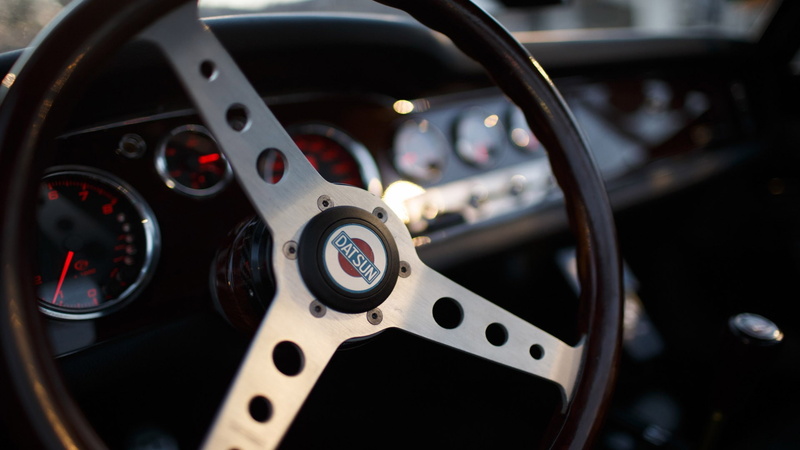 meter - instrument of measurement, wheel, technology, vehicle interior, focus on foreground, indoors, steering wheel, speedometer, luxury, black color