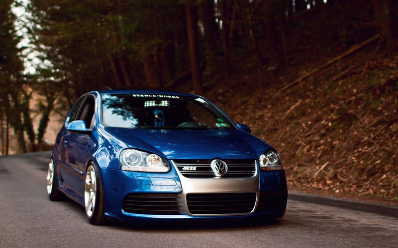 car, Cars 3, VW Golf 5, Cars (movie), Cars 2, 720P, Ford Mustang, VW Golf MK5, VW Golf GTI, 4x4, racer, VW Golf