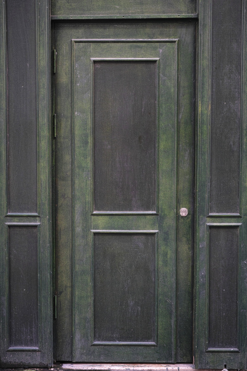 city, close-up, built structure, day, metal, house, home, green, frontline, wood - material, lock, security, date, closed, full frame, backgrounds, retro