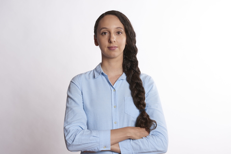 white background, arms crossed, successful, hair, standing, executive, lady, client, hiring, copy space, dress, studio shot, job, women, time management