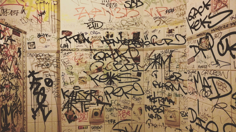 full frame, non-western script, indoors, communication, wall - building feature, architecture, creativity, script, streetart, text, 4K, toilets, backgrounds