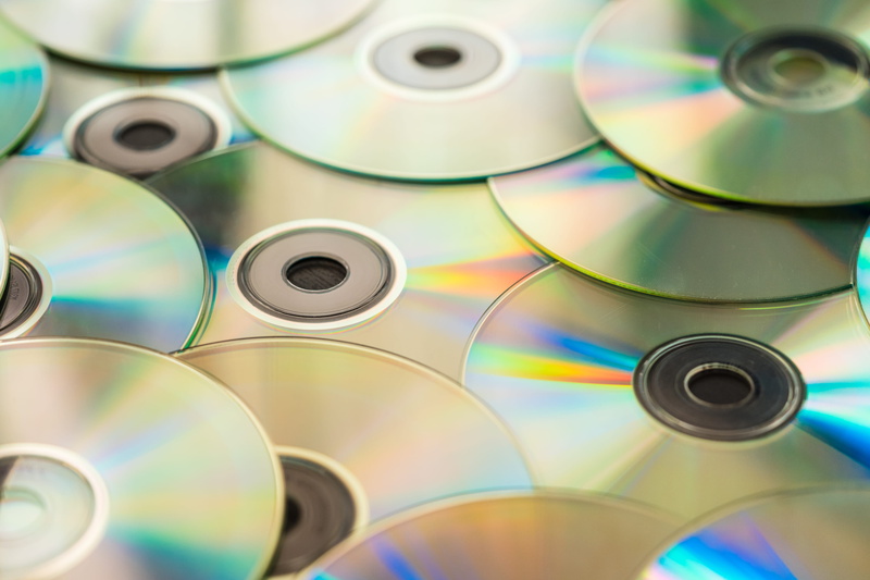 playing, colorful, cD-ROM, backgrounds, group of objects, Pile, compact Disc, disk, movies, multi Colored, compact, technology, play, reflection, dVD, blue