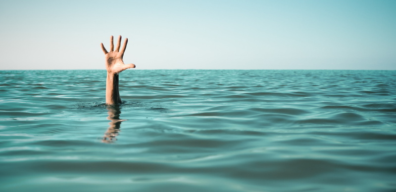 sea, drown, 2K, arms up, water, hands
